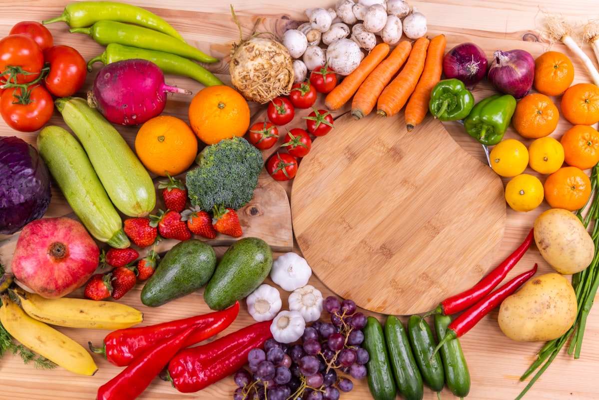 Smoothies et jus nutritifs fraîchement préparés